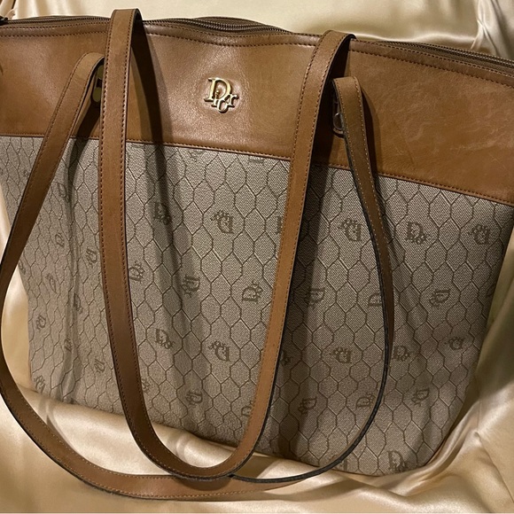 Christian Dior Tote Bundle honeycomb bag with change purse and cosmetic … - Picture 2 of 16